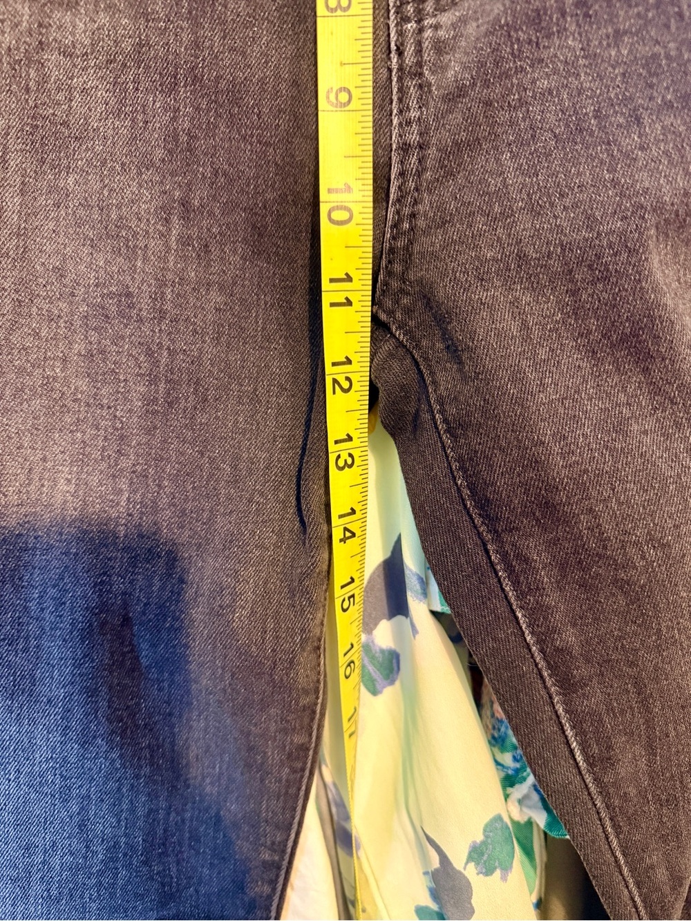 Gap High Rise Flare Jeans | Washed Black | Size 28 Tall | 36" Inseam Y2K - Picture 3 of 8
